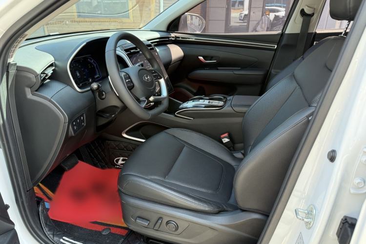 Used Hyundai Tucson 2023 Tucson L 1.5T Automatic Two-Wheel Drive DLX Luxury Edition Interior 3