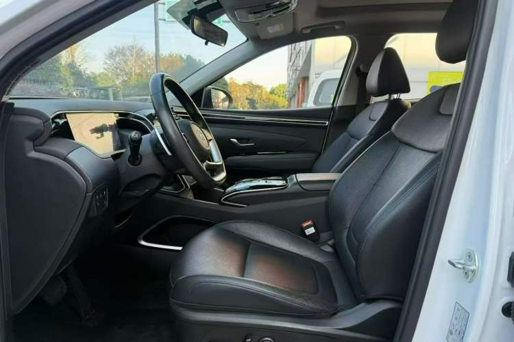 Used Hyundai Tucson 2023 Tucson L 1.5T Automatic Two-Wheel Drive GLX Elite Edition Interior 3