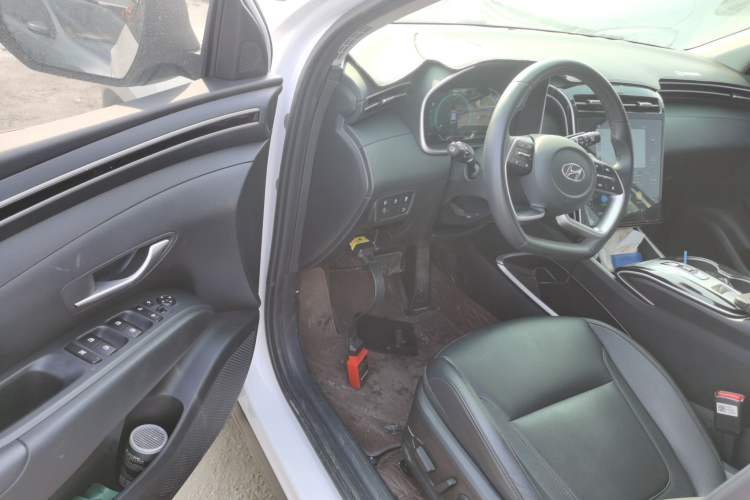 Used Hyundai Tucson 2023 Tucson L 1.5T Automatic Two-Wheel Drive DLX Luxury Edition Interior 3