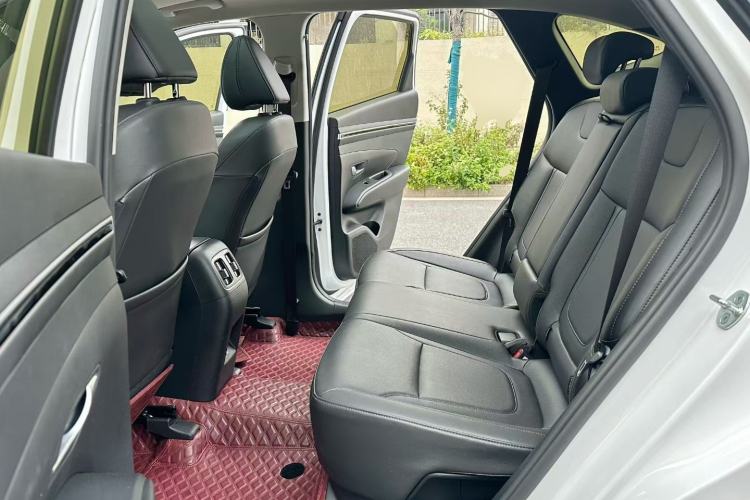 Used Hyundai Tucson 2023 Tucson L 1.5T Automatic Two-Wheel Drive DLX Luxury Edition Interior 4