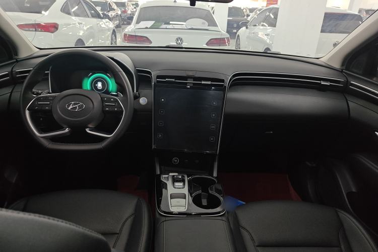 Used Hyundai Tucson 2023 Tucson L 1.5T Automatic Two-Wheel Drive DLX Luxury Edition Interior 6