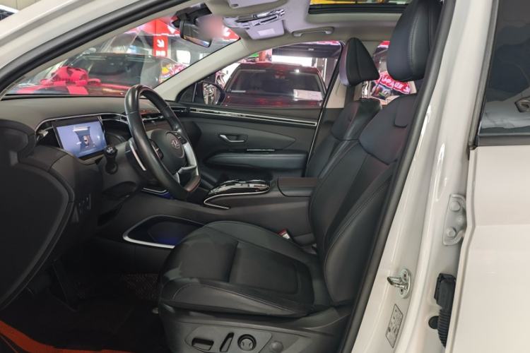 Used Hyundai Tucson 2023 Tucson L 1.5T Automatic Two-Wheel Drive LUX Prestige Edition Interior 6