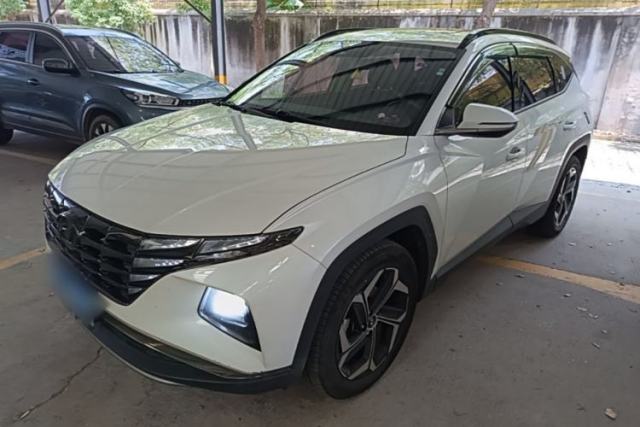Hyundai Tucson 2023 Tucson L 1.5T Automatic Two-Wheel Drive DLX Luxury Edition с пробегом