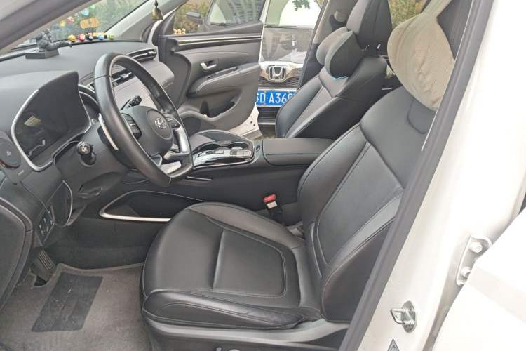 Used Hyundai Tucson 2023 Tucson L 1.5T Automatic Two-Wheel Drive DLX Luxury Edition Left Front Seat