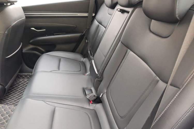 Used Hyundai Tucson 2023 Tucson L 1.5T Automatic Two-Wheel Drive DLX Luxury Edition Left Rear Seat