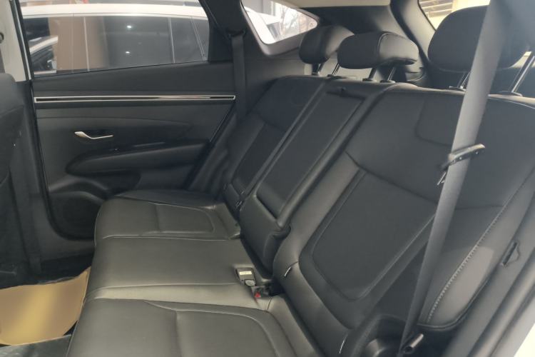 Used Hyundai Tucson 2023 Tucson L 1.5T Automatic Two-Wheel Drive DLX Luxury Edition Left Rear Seat