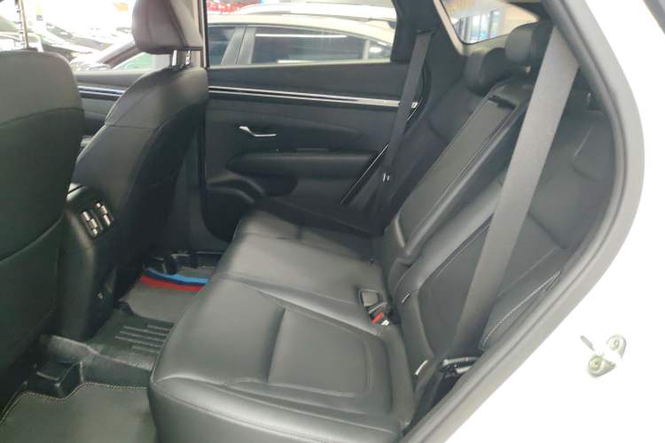 Used Hyundai Tucson 2023 Tucson L 1.5T Automatic Two-Wheel Drive GLX Elite Edition Left Rear Seat