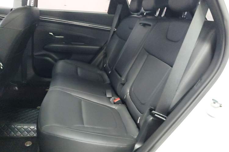 Used Hyundai Tucson 2023 Tucson L 1.5T Automatic Two-Wheel Drive DLX Luxury Edition Left Rear Seat