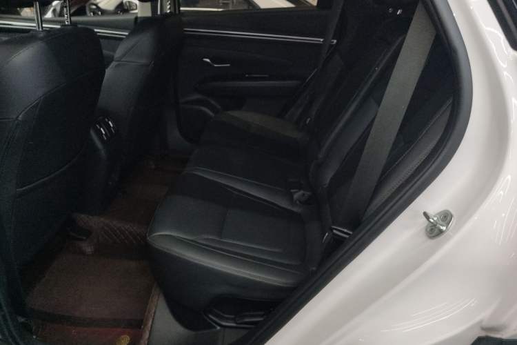 Used Hyundai Tucson 2023 Tucson L 1.5T Automatic Two-Wheel Drive LUX Prestige Edition Left Rear Seat