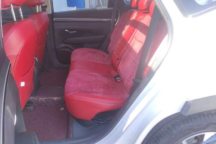 Used Hyundai Tucson 2023 Tucson L 1.5T Automatic Two-Wheel Drive GLX Elite Edition Left Rear Seat