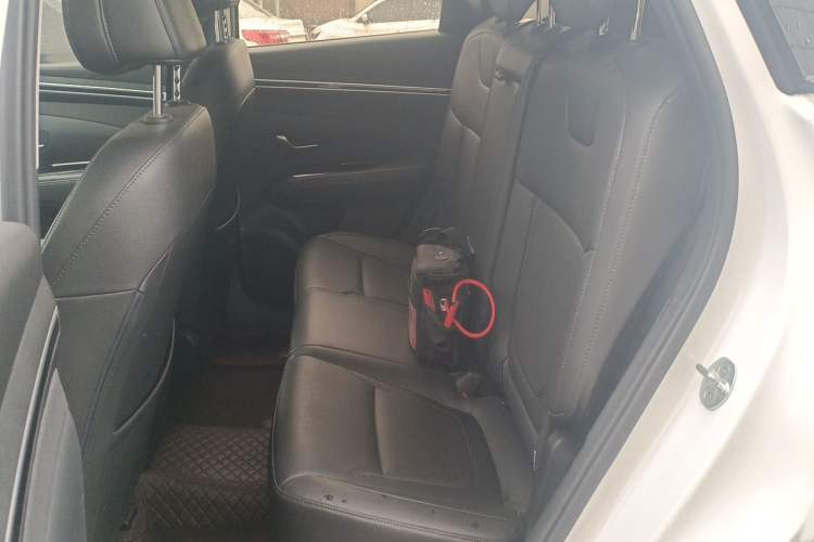 Used Hyundai Tucson 2023 Tucson L 1.5T Automatic Two-Wheel Drive LUX Prestige Edition Left Rear Seat