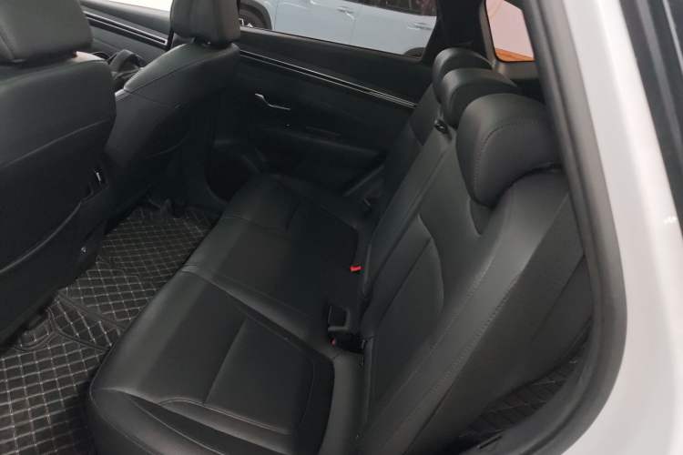 Used Hyundai Tucson 2023 Tucson L 1.5T Automatic Two-Wheel Drive DLX Luxury Edition Left Rear Seat