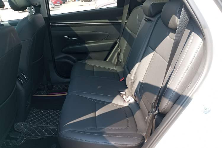 Used Hyundai Tucson 2023 Tucson L 1.5T Automatic Two-Wheel Drive GLX Elite Edition Left Rear Seat