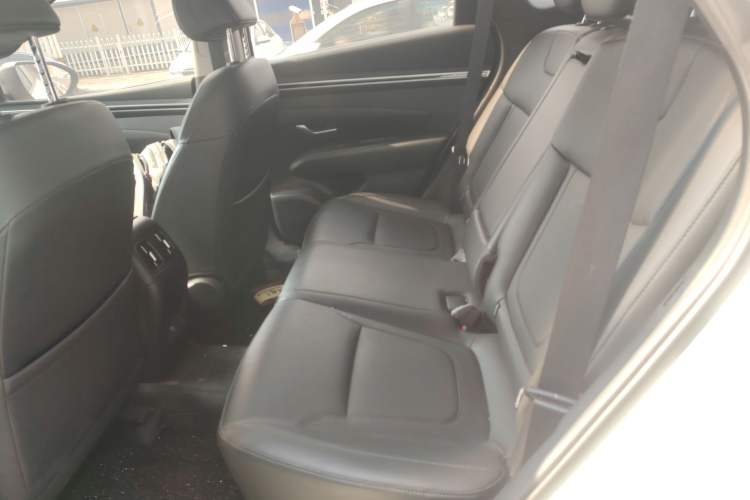 Used Hyundai Tucson 2023 Tucson L 1.5T Automatic Two-Wheel Drive DLX Luxury Edition Left Rear Seat