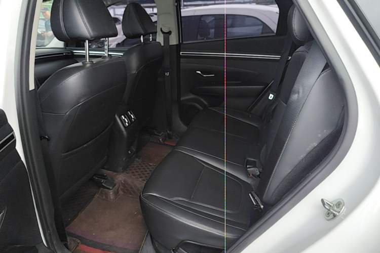 Used Hyundai Tucson 2023 Tucson L 1.5T Automatic Two-Wheel Drive DLX Luxury Edition Left Rear Seat