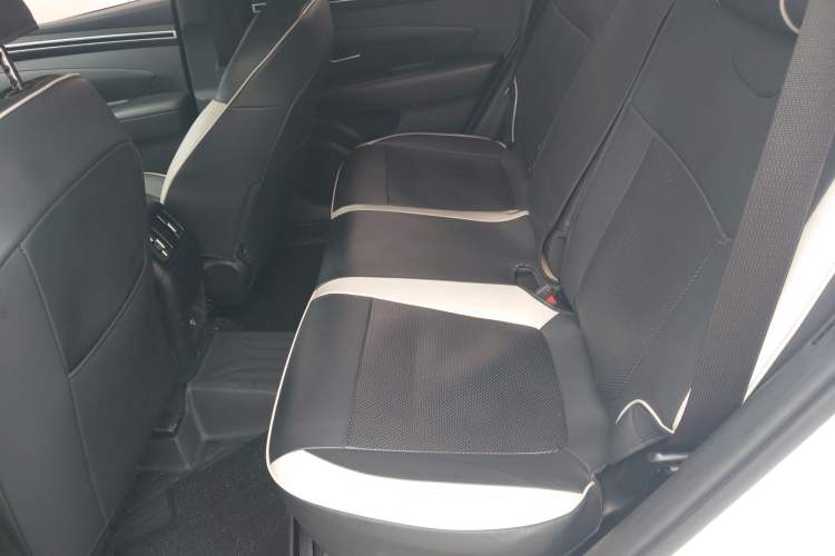 Used Hyundai Tucson 2023 Tucson L 1.5T Automatic Two-Wheel Drive DLX Luxury Edition Left Rear Seat