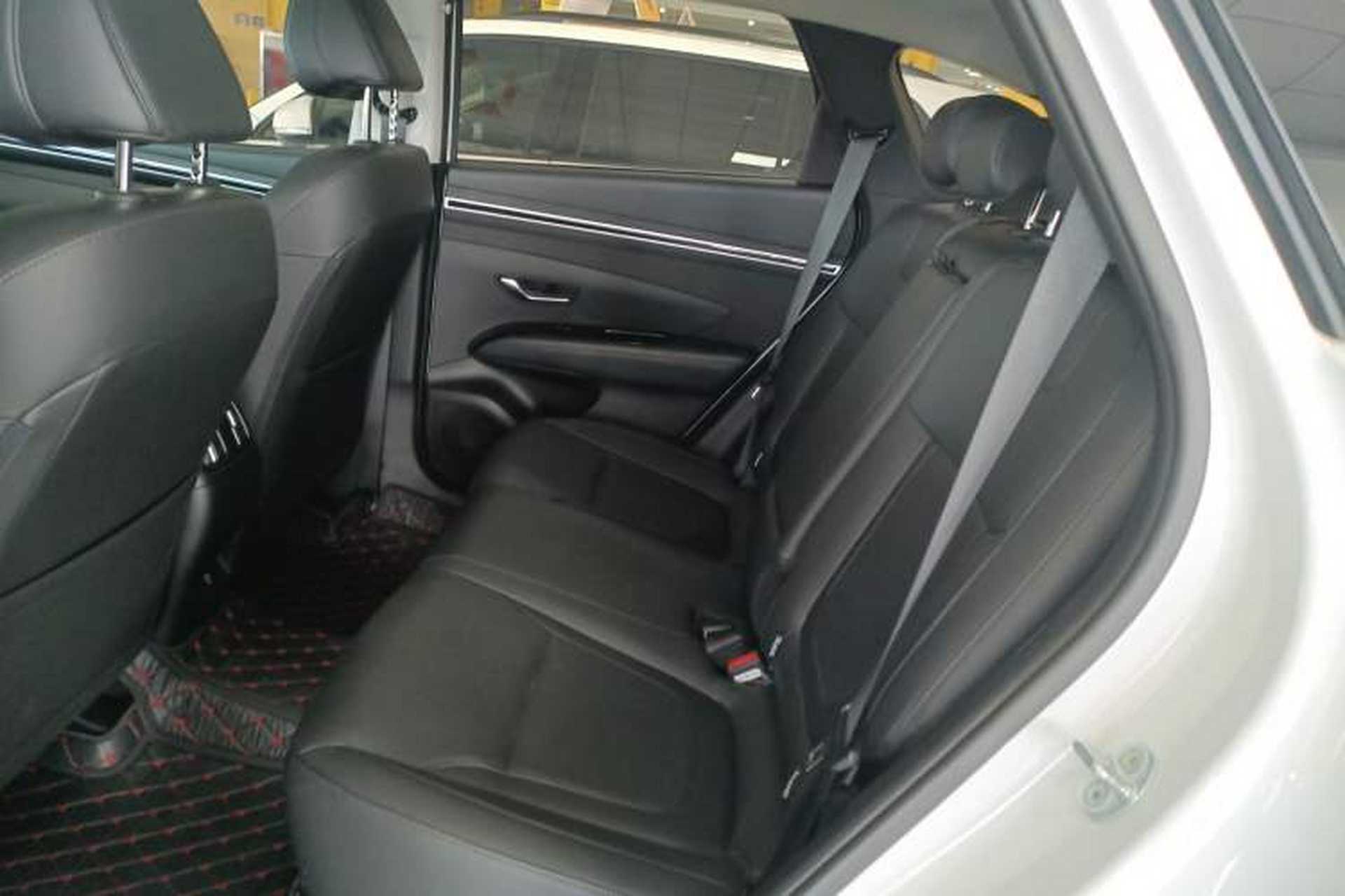 Used Hyundai Tucson 2023 Tucson L 1.5T Automatic Two-Wheel Drive LUX Prestige Edition Left Rear Seat