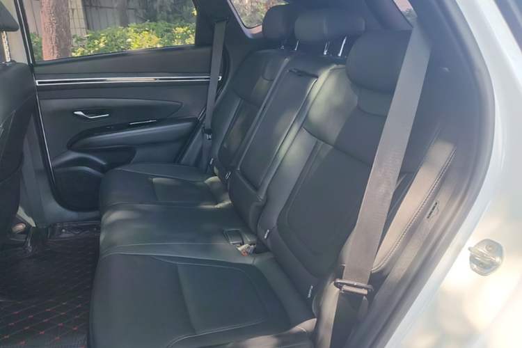 Used Hyundai Tucson 2023 Tucson L 1.5T Automatic Two-Wheel Drive LUX Prestige Edition Left Rear Seat