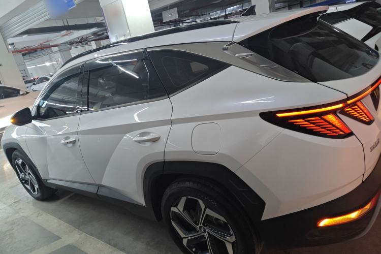 Used Hyundai Tucson 2023 Tucson L 1.5T Automatic Two-Wheel Drive DLX Luxury Edition Left Side