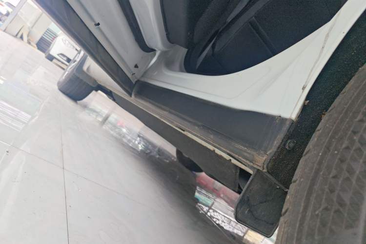 Used Hyundai Tucson 2023 Tucson L 1.5T Automatic Two-Wheel Drive GLX Elite Edition Left Side Sill