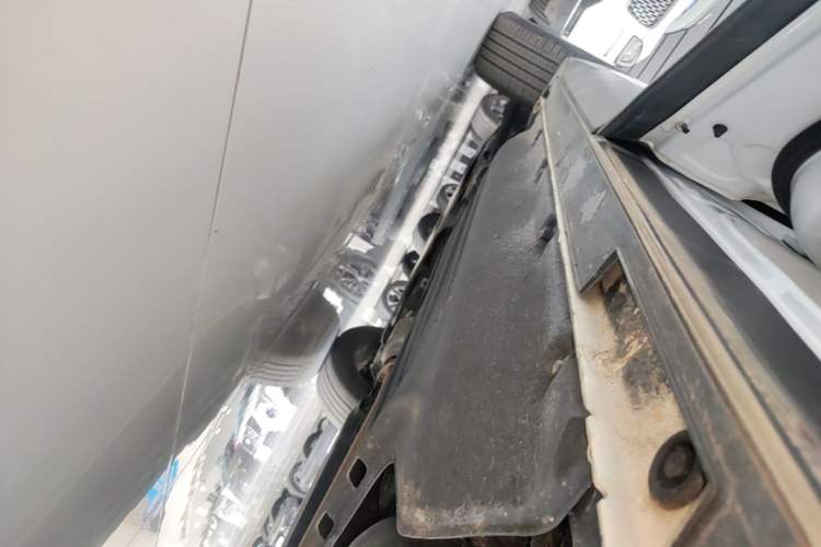 Used Hyundai Tucson 2023 Tucson L 1.5T Automatic Two-Wheel Drive GLX Elite Edition Left Side Sill