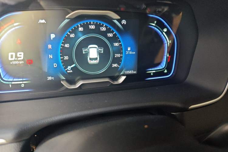 Used Hyundai Tucson 2023 Tucson L 1.5T Automatic Two-Wheel Drive DLX Luxury Edition Odometer Close Up