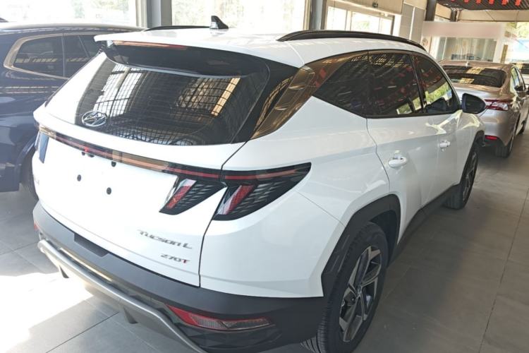 Used Hyundai Tucson 2023 Tucson L 1.5T Automatic Two-Wheel Drive DLX Luxury Edition Rear Right 45 Deg
