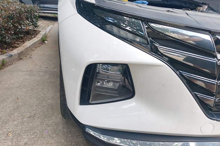 Used Hyundai Tucson 2023 Tucson L 1.5T Automatic Two-Wheel Drive DLX Luxury Edition Right Front Headlight