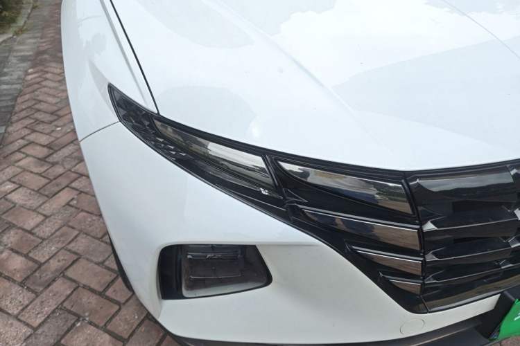 Used Hyundai Tucson 2023 Tucson L 1.5T Automatic Two-Wheel Drive DLX Luxury Edition Right Front Headlight