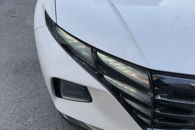 Used Hyundai Tucson 2023 Tucson L 1.5T Automatic Two-Wheel Drive LUX Prestige Edition Right Front Headlight