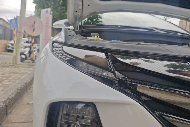 Used Hyundai Tucson 2023 Tucson L 1.5T Automatic Two-Wheel Drive GLX Elite Edition Right Front Headlight