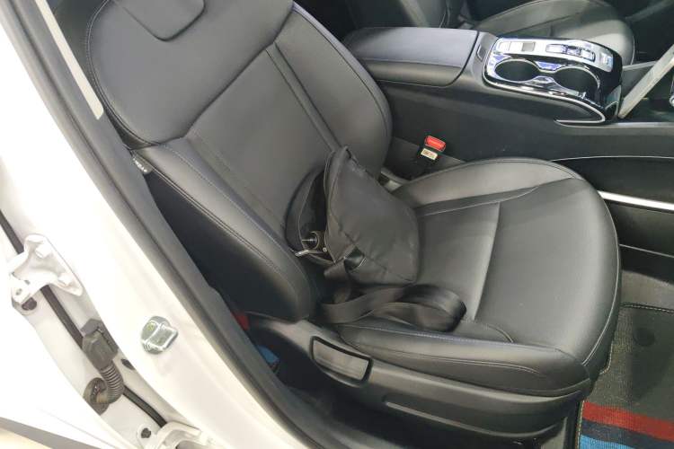 Used Hyundai Tucson 2023 Tucson L 1.5T Automatic Two-Wheel Drive GLX Elite Edition Right Front Seat