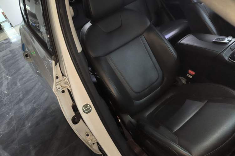 Used Hyundai Tucson 2023 Tucson L 1.5T Automatic Two-Wheel Drive GLX Elite Edition Right Front Seat