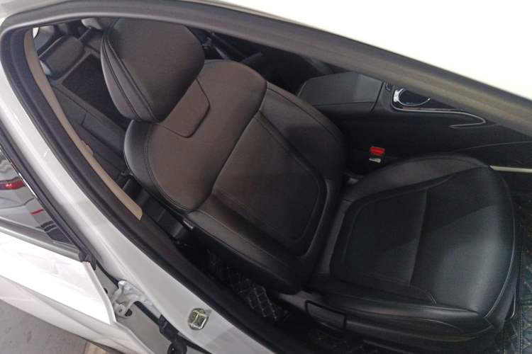 Used Hyundai Tucson 2023 Tucson L 1.5T Automatic Two-Wheel Drive DLX Luxury Edition Right Front Seat