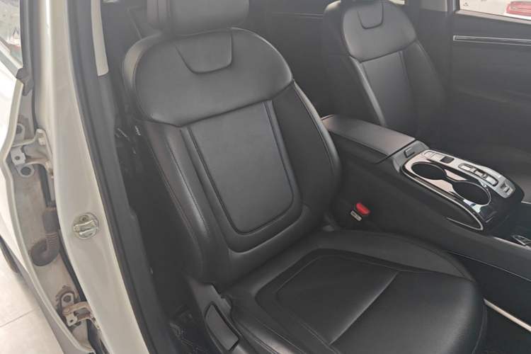 Used Hyundai Tucson 2023 Tucson L 1.5T Automatic Two-Wheel Drive DLX Luxury Edition Right Front Seat