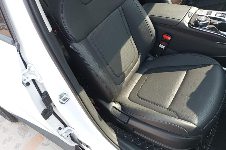 Used Hyundai Tucson 2023 Tucson L 1.5T Automatic Two-Wheel Drive GLX Elite Edition Right Front Seat