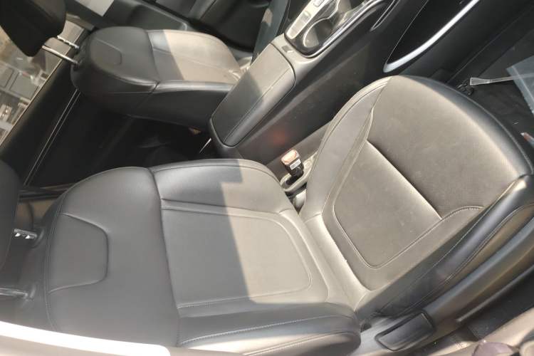 Used Hyundai Tucson 2023 Tucson L 1.5T Automatic Two-Wheel Drive DLX Luxury Edition Right Front Seat