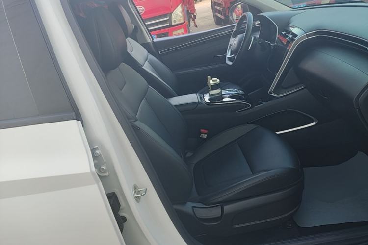 Used Hyundai Tucson 2023 Tucson L 1.5T Automatic Two-Wheel Drive GLX Elite Edition Right Front Seat