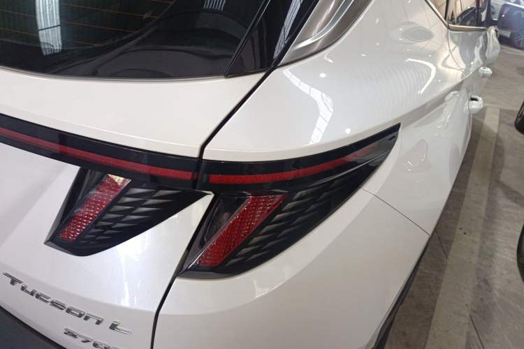 Used Hyundai Tucson 2023 Tucson L 1.5T Automatic Two-Wheel Drive DLX Luxury Edition Right Rear Taillight