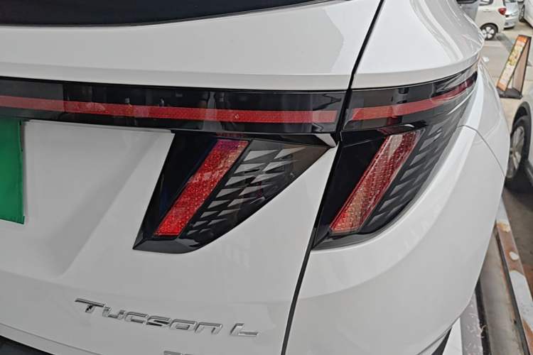 Used Hyundai Tucson 2023 Tucson L 1.5T Automatic Two-Wheel Drive LUX Prestige Edition Right Rear Taillight
