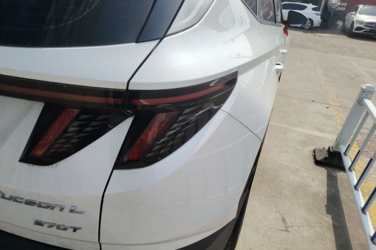 Used Hyundai Tucson 2023 Tucson L 1.5T Automatic Two-Wheel Drive DLX Luxury Edition Right Rear Taillight
