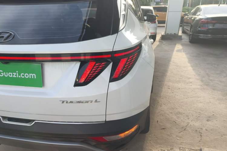 Used Hyundai Tucson 2023 Tucson L 1.5T Automatic Two-Wheel Drive GLX Elite Edition Right Rear Taillight