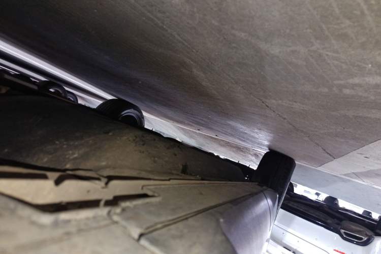 Used Hyundai Tucson 2023 Tucson L 1.5T Automatic Two-Wheel Drive DLX Luxury Edition Right Side Sill