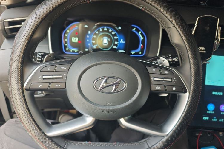 Used Hyundai Tucson 2023 Tucson L 1.5T Automatic Two-Wheel Drive DLX Luxury Edition Steering Wheel