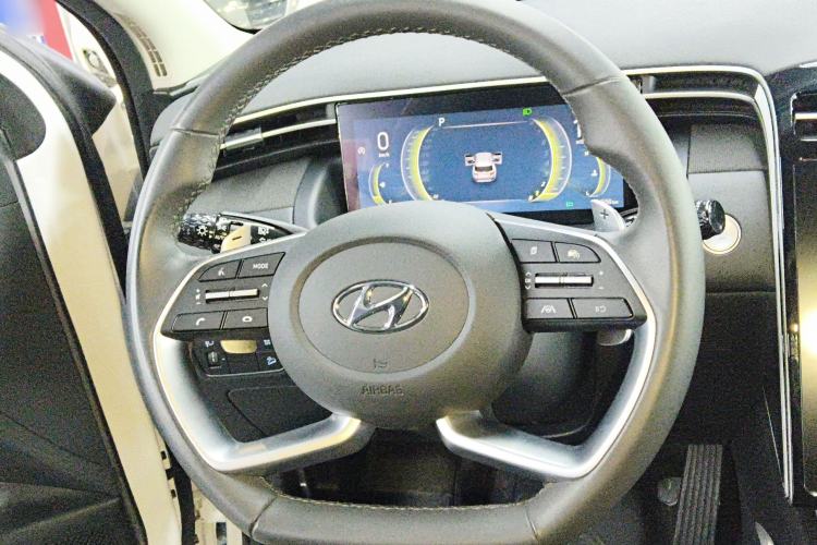 Used Hyundai Tucson 2023 Tucson L 1.5T Automatic Two-Wheel Drive LUX Prestige Edition Steering Wheel