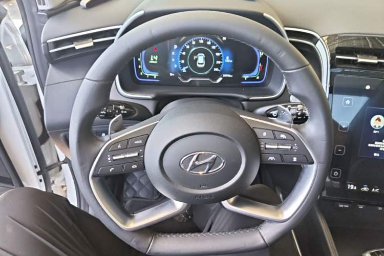 Used Hyundai Tucson 2023 Tucson L 1.5T Automatic Two-Wheel Drive DLX Luxury Edition Steering Wheel