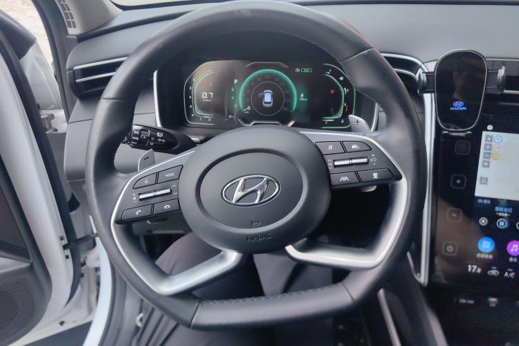 Used Hyundai Tucson 2023 Tucson L 1.5T Automatic Two-Wheel Drive DLX Luxury Edition Steering Wheel