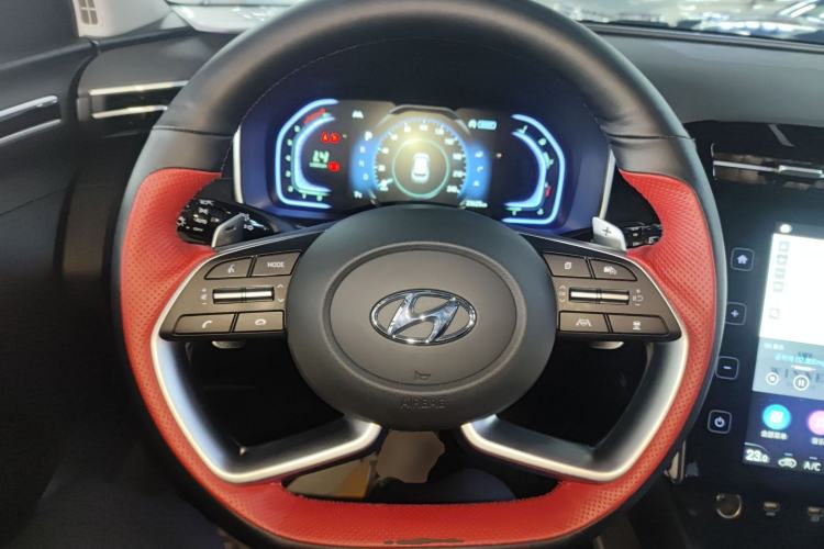 Used Hyundai Tucson 2023 Tucson L 1.5T Automatic Two-Wheel Drive DLX Luxury Edition Steering Wheel
