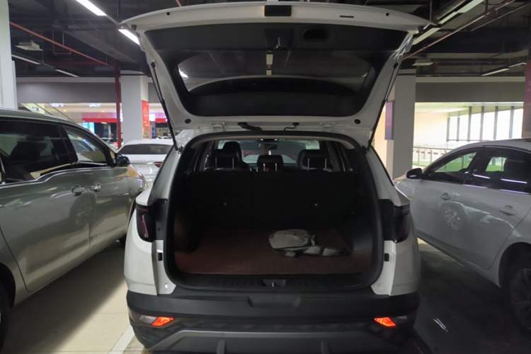 Used Hyundai Tucson 2023 Tucson L 1.5T Automatic Two-Wheel Drive GLX Elite Edition Trunk
