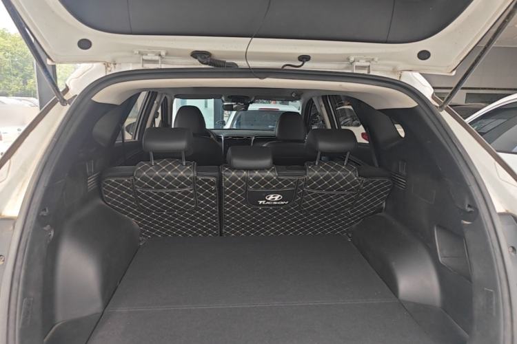 Used Hyundai Tucson 2023 Tucson L 1.5T Automatic Two-Wheel Drive DLX Luxury Edition Trunk
